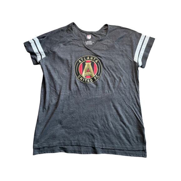 MLS Atlanta United Women’s Split Neck Tee - XXL ** - Picture 2 of 6